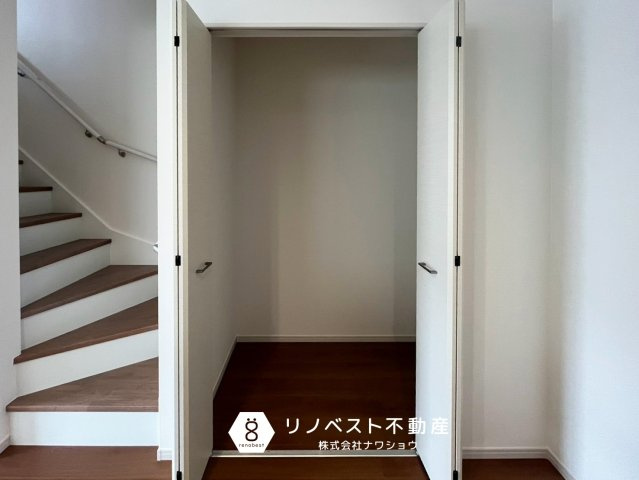 東大阪市南上小阪1期の収納|【リノベスト不動産】弊社では売却のご相談も受付中！まずは一度ご相談ください♪
