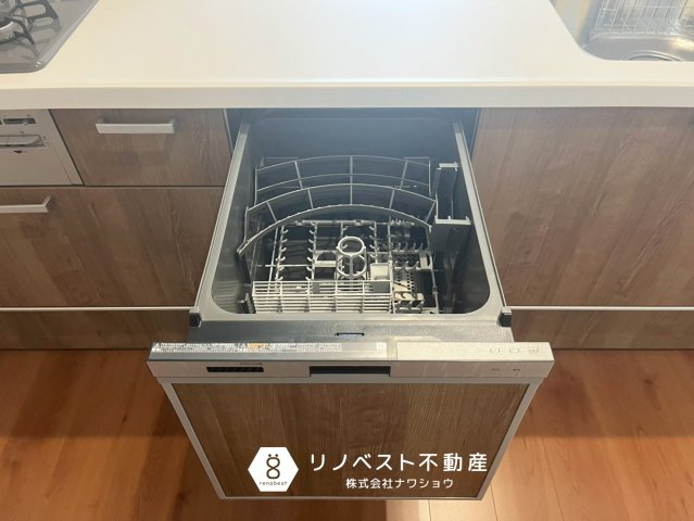 東大阪市南上小阪1期のキッチン|【リノベスト不動産】弊社は近鉄大阪線・奈良線『布施』駅から徒歩2分の場所にございます♪
