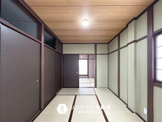 東大阪市玉串元町2丁目の和室|3階の3部屋繋げて大きな一部屋としても利用できます◎
ライフスタイルに合わせて自由自在にカスタマイズできる♪