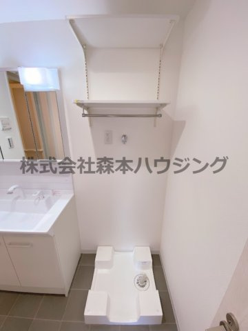 【設備】 | 　ラモーナ雁屋西町 | 室内洗濯機置き場です