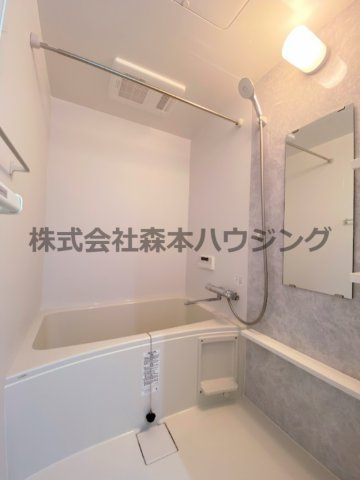 【浴室】 | 　ラモーナ雁屋西町 | お風呂で日々の疲れを落としましょう