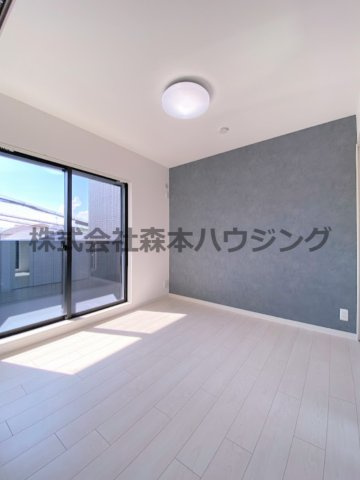 【洋室】 | 　ラモーナ雁屋西町 | おしゃれな洋室です