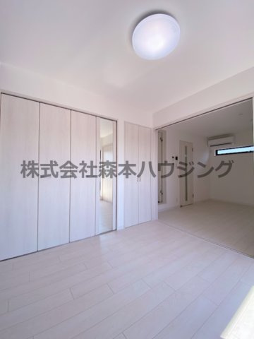 【洋室】 | 　ラモーナ雁屋西町 | 個人の部屋や寝室として使える洋室です