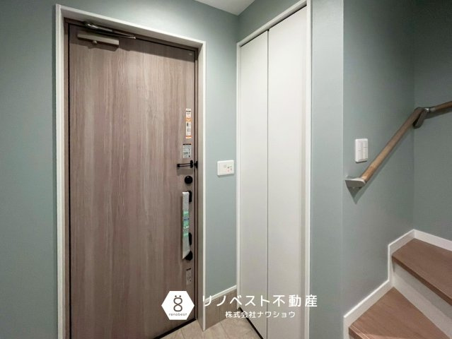 東大阪市花園東町２丁目の玄関|【リノベスト不動産】弊社では売却のご相談も受付中！まずは一度ご相談ください♪
