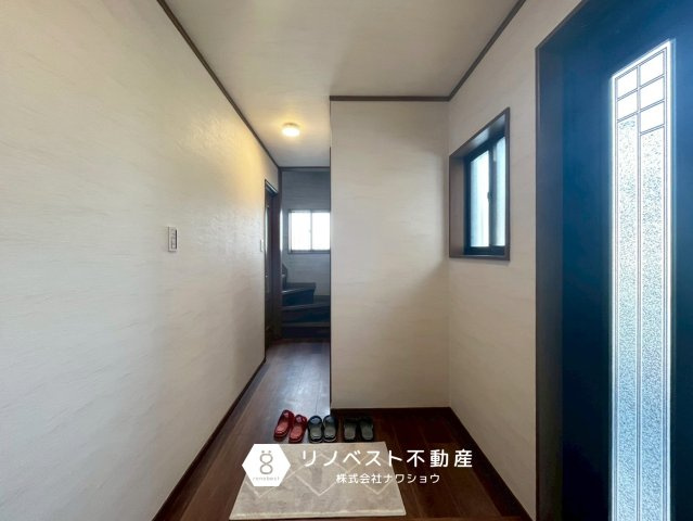 東大阪市森河内西2丁目の玄関|【リノベスト不動産】テナント（事業用）物件のご紹介も可能です。事務所移転・新規開業等お気軽にご相談ください♪