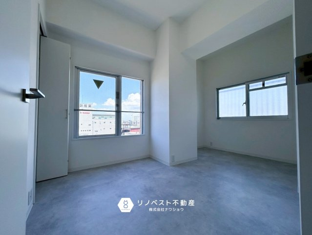 ハイマート弥刀Ⅱの洋室|2面採光なので部屋の中が非常に明るいです。
寝室として使うのもいいですね♪