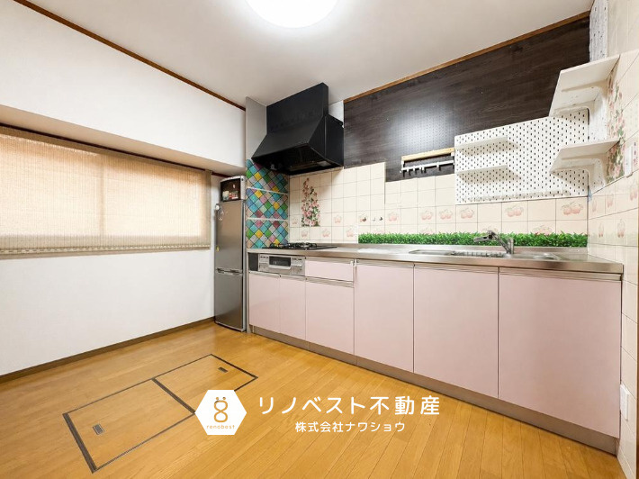 東大阪市永和1丁目のキッチン|グリル付きシステムキッチン♪
収納も豊富で、調理器具もすっきり片付きます◎