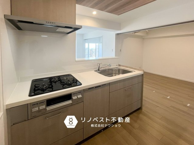 マンハイムグラン石切のキッチン|食洗器付き！
リフォームで新調済みのシステムキッチンです♪