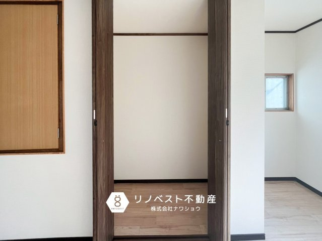 東大阪市南上小阪の収納|【リノベスト不動産】女性スタッフ・男性スタッフ共に活躍中！
