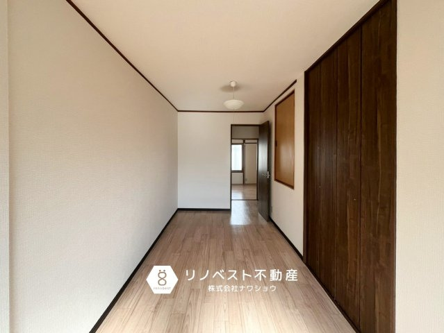 東大阪市南上小阪の洋室|日当たり良好！収納付きの２階洋室です◎