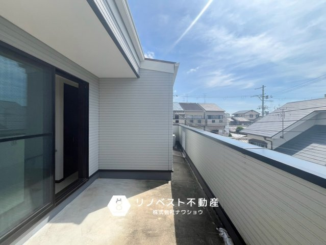 東大阪市布市町3丁目のバルコニー|【リノベスト不動産】テナント（事業用）物件のご紹介も可能です。事務所移転・新規開業等お気軽にご相談ください♪
