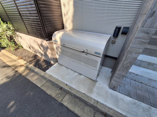 Nのその他|★敷地内ゴミストッカー★