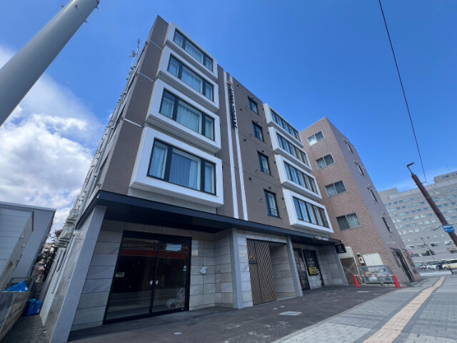 アルファスクエア南４西１５