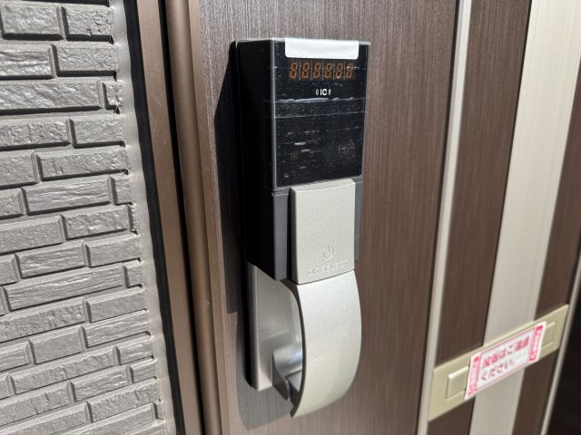 グラン・パティオⅢのセキュリティ|電子ロック（同型タイプ）