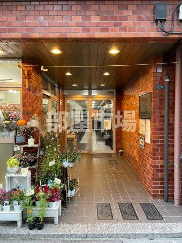 ライオンズマンション浅草公園のエントランス