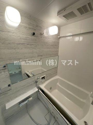 大阪市生野区巽北４丁目の賃貸マンションの浴室
