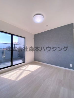 【洋室】 | 　ラモーナ雁屋西町 | きれいな洋室です