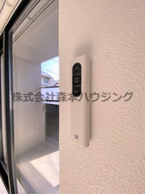 【セキュリティ】 | 　ラモーナ雁屋西町 | 1階は電動シャッターがついてます