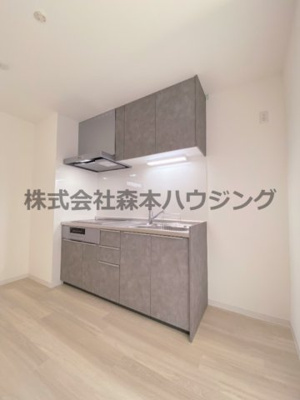 【キッチン】 | 　ラモーナ雁屋西町 | きれいなキッチンです