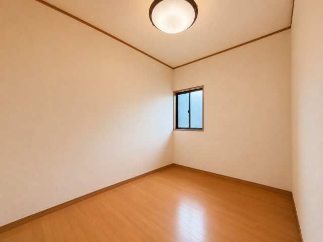 常陸太田市中古戸建の洋室
