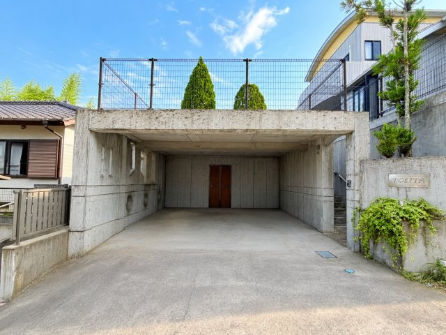 常陸太田市中古戸建の駐車場