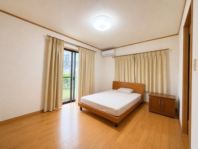 常陸太田市中古戸建の洋室