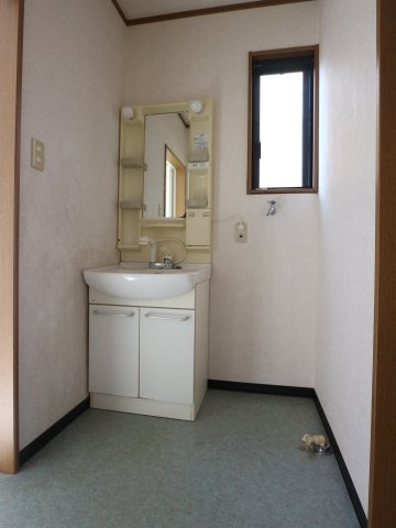 田代貸家(2階建て)の独立洗面台