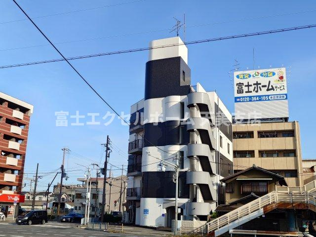 マリンプラザ石津の外観
