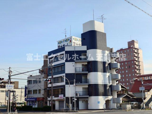 マリンプラザ石津の外観パース