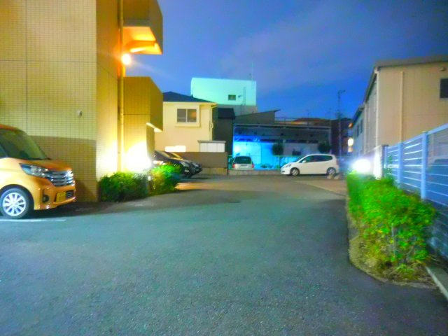 グラン・リーオの駐車場