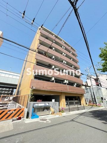 セレニテ甲子園プリエの外観