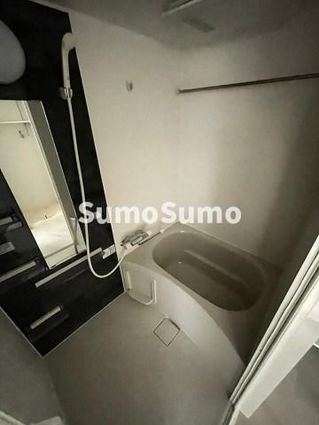 セレニテ甲子園プリエの浴室