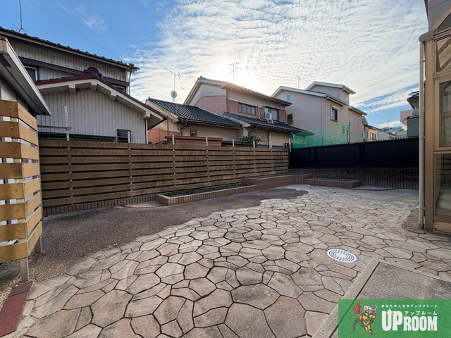 米が瀬町戸建の庭