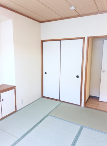 神戸市東灘区岡本２丁目のマンションの和室