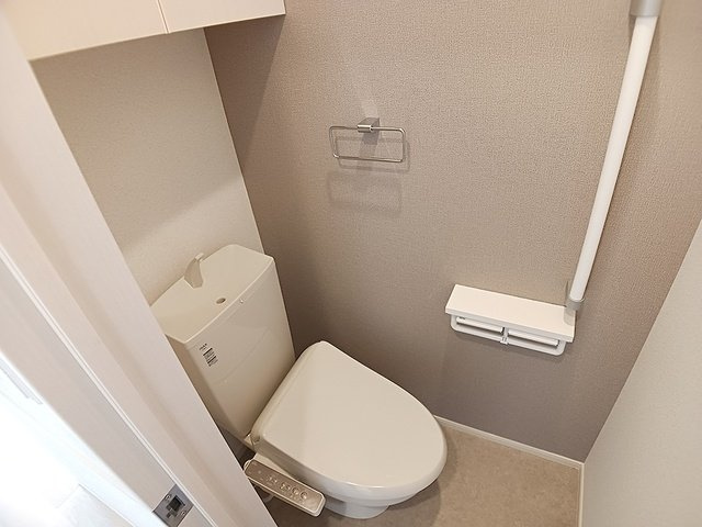 ニューローズつくばＢ棟のトイレ|清潔感のあるトイレです