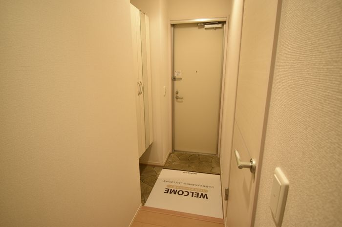 メゾン ドレッセの玄関