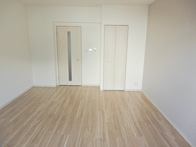 高槻市芥川町３丁目の賃貸マンションの内装