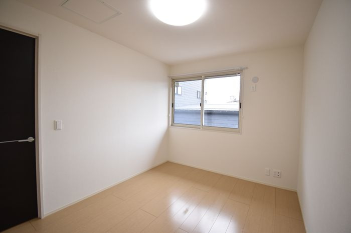 D-room下堀の洋室