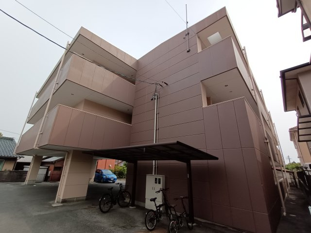 エトワール栄の外観