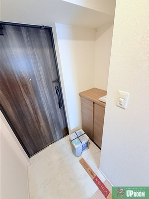 S-RESIDENCE上飯田Westの玄関