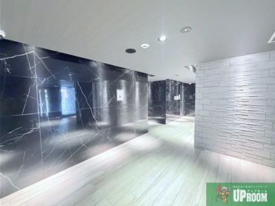 S-RESIDENCE上飯田Westのロビー