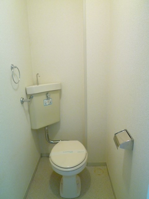 クリーニング済みのトイレです♪