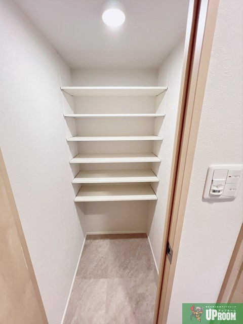 S-RESIDENCE大曽根bresa(ブレサ) の玄関