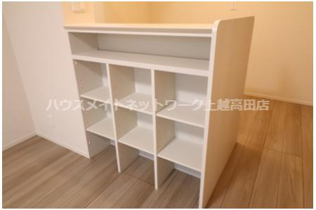 サニーガーデンの収納|キッチン裏収納棚