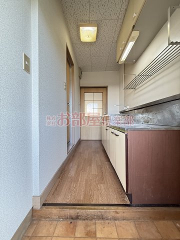 コーポ渕上の玄関|ゆったりとした玄関です