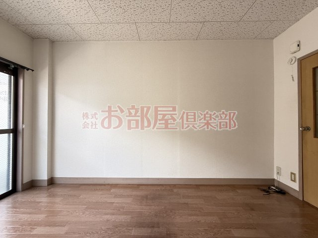 コーポ渕上の洋室|広々とした洋室です
