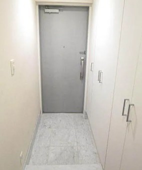 コンフォリア本駒込の玄関