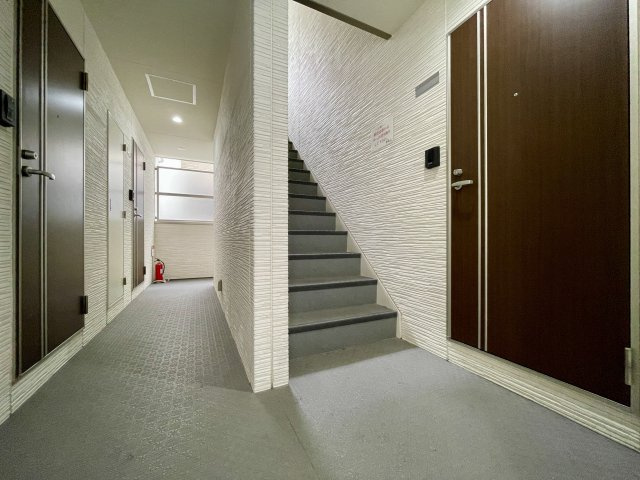 クリエオーレ東住吉Ⅱのエントランス