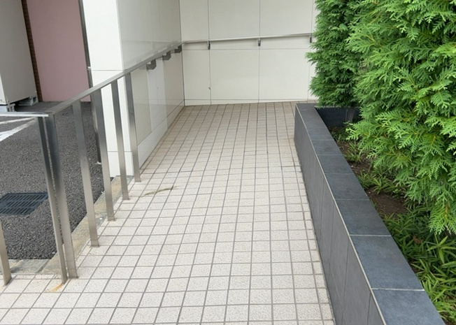 【内装】 | アーリアレジデンス南町田 | 共用部分は、一棟の建物に住む区分所有者全員が共同で所有するとし、共用部分の管理、補修などは、区分所有者で形成される管理組合が行います。個人の判断で勝手に変更することはできませんので覚えておきましょう。