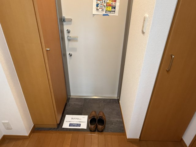 ＷＨＩＴＥ　ＣＵＢＥの玄関